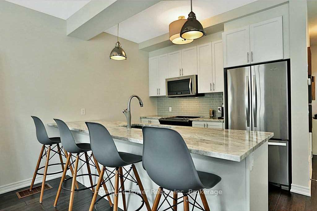 Photo 9 of 63 Southshore Crescent, Hamilton, Stoney Creek — HOMEH