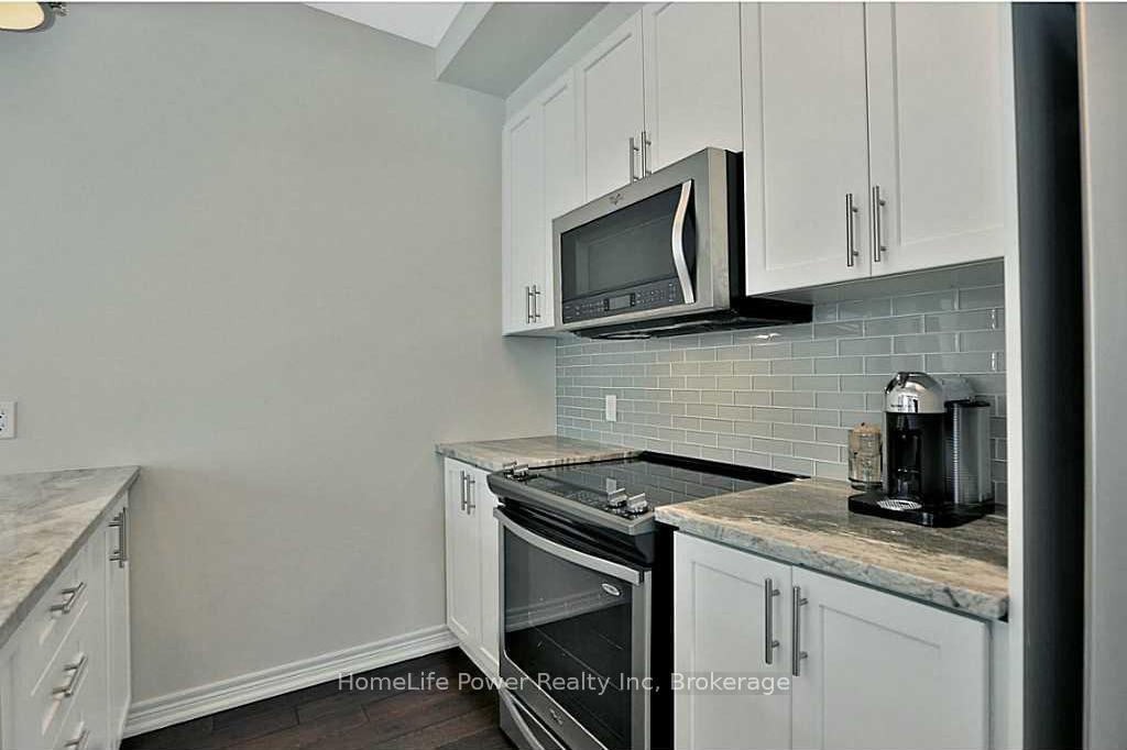Photo 10 of 63 Southshore Crescent, Hamilton, Stoney Creek — HOMEH