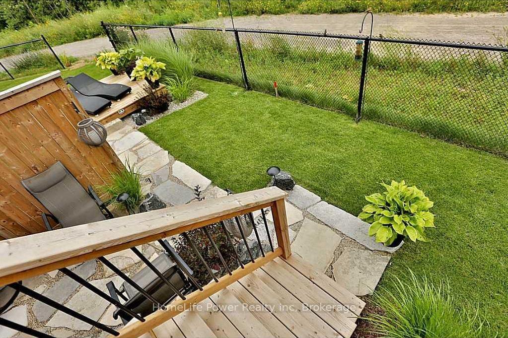 Photo 20 of 63 Southshore Crescent, Hamilton, Stoney Creek — HOMEH