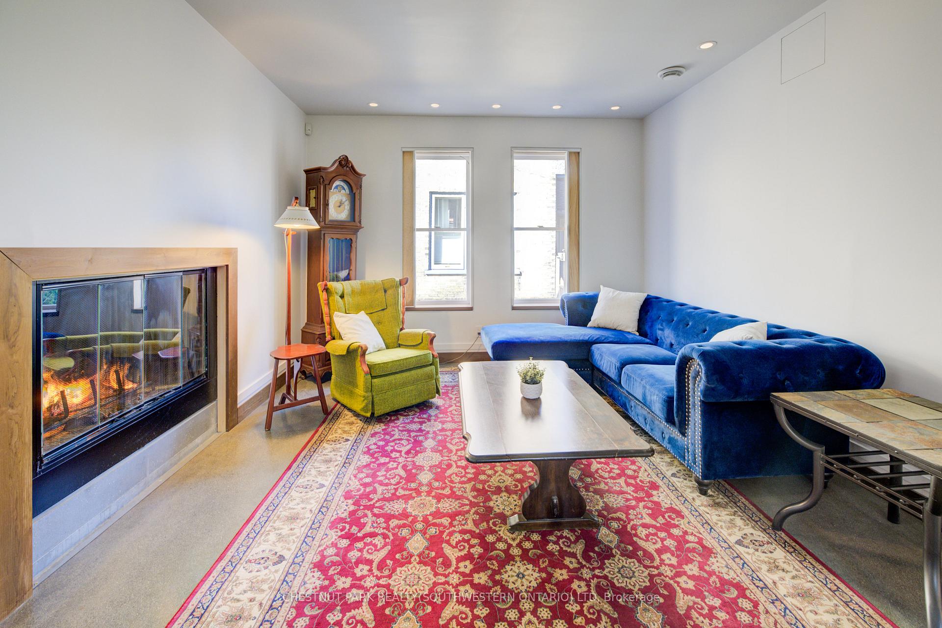 Photo 12 of 23 Richmond Avenue, Kitchener — HOMEH