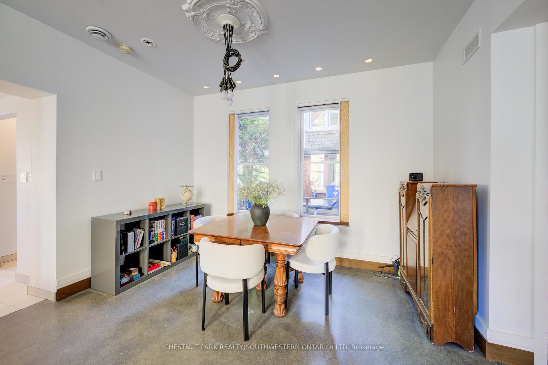 Photo 14 of 23 Richmond Avenue, Kitchener — HOMEH