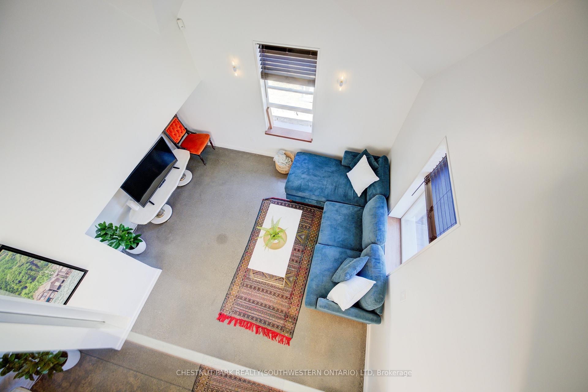 Photo 41 of 23 Richmond Avenue, Kitchener — HOMEH