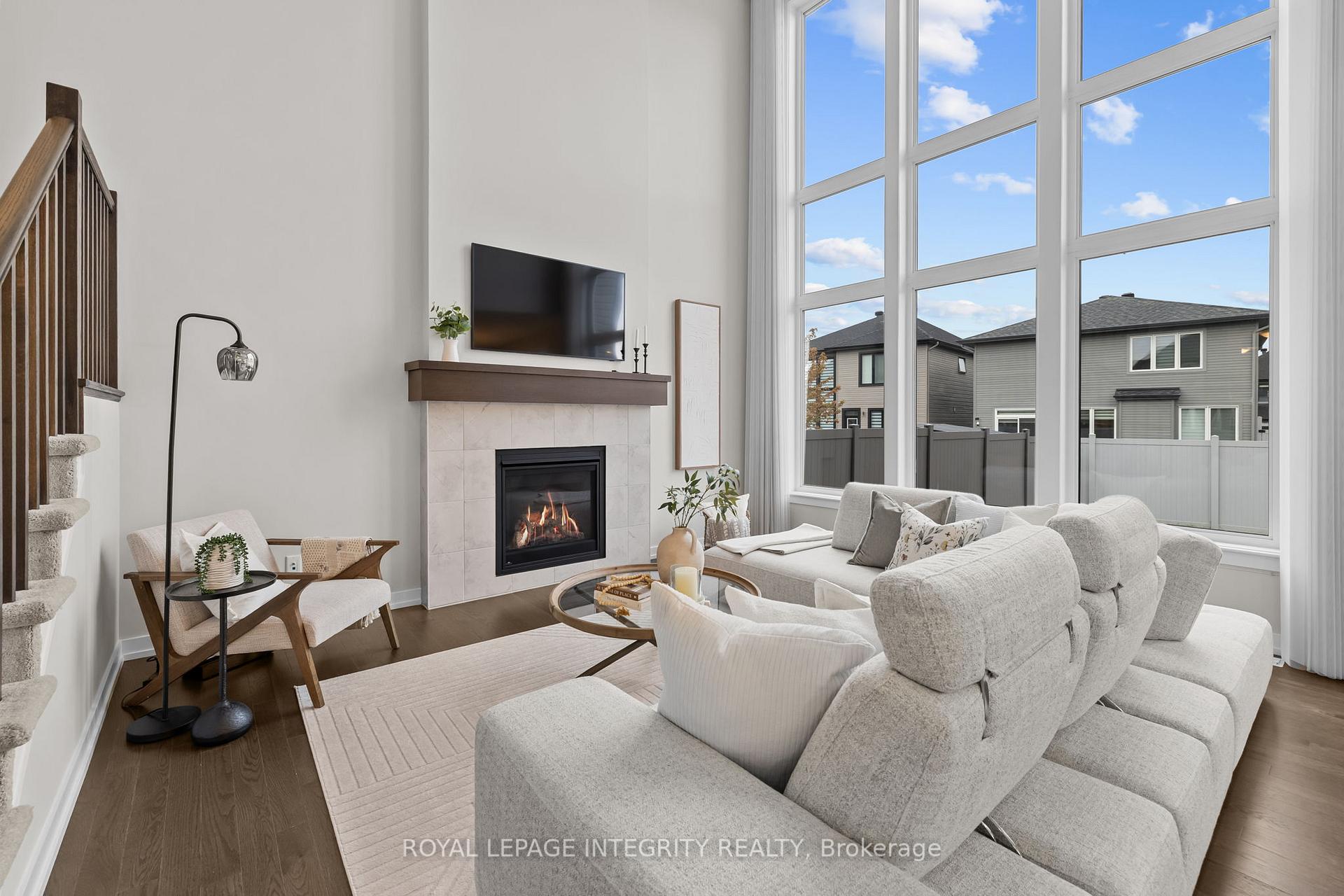 Photo 5 of 428 Gidran Circle, Ottawa, Kanata - Emerald Meadows/Trailwest — HOMEH