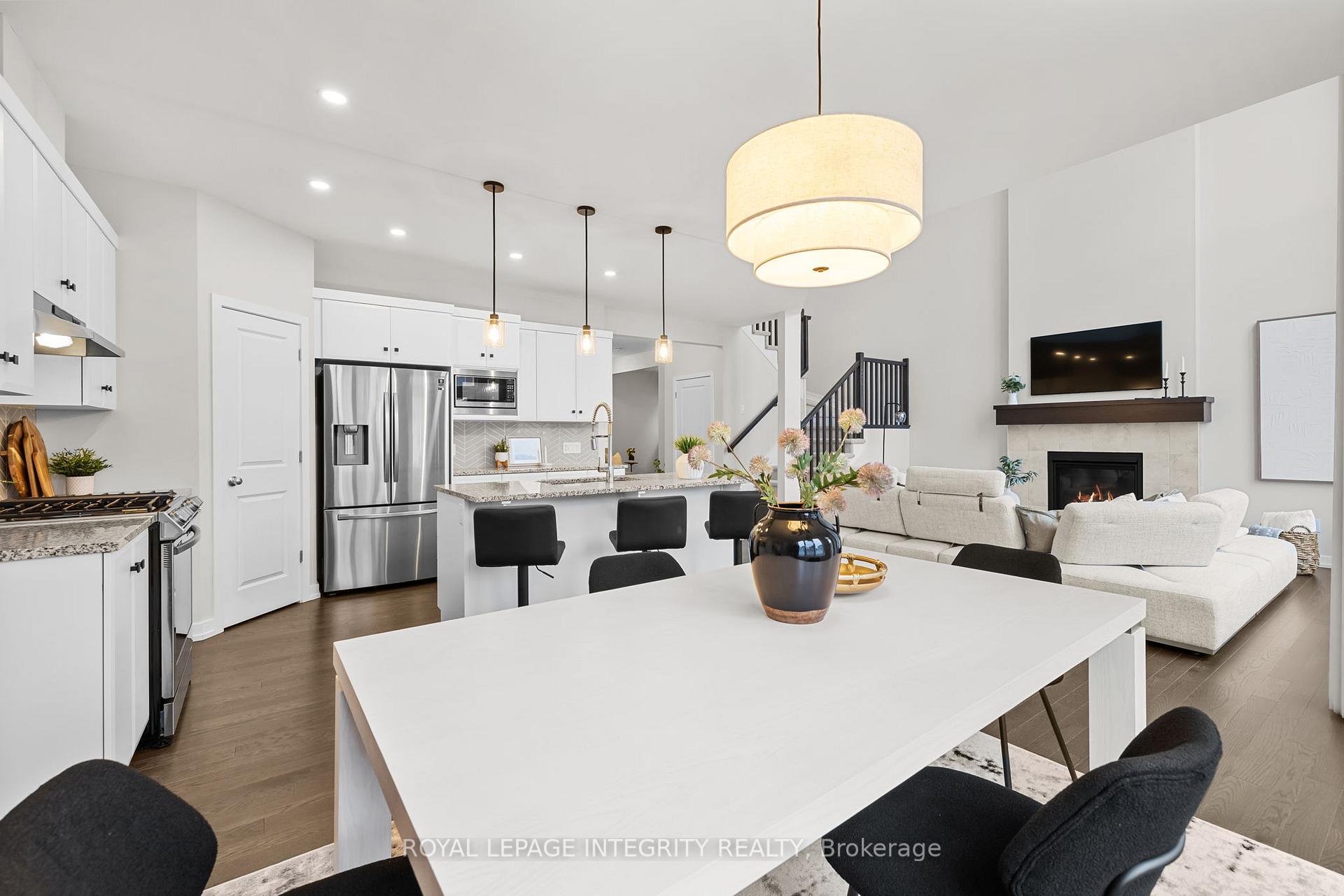 Photo 15 of 428 Gidran Circle, Ottawa, Kanata - Emerald Meadows/Trailwest — HOMEH