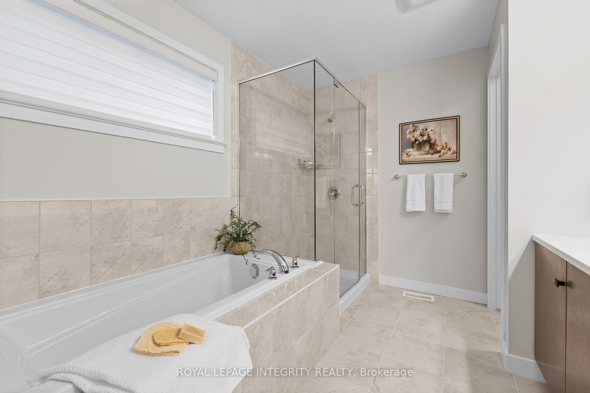 Photo 25 of 428 Gidran Circle, Ottawa, Kanata - Emerald Meadows/Trailwest — HOMEH