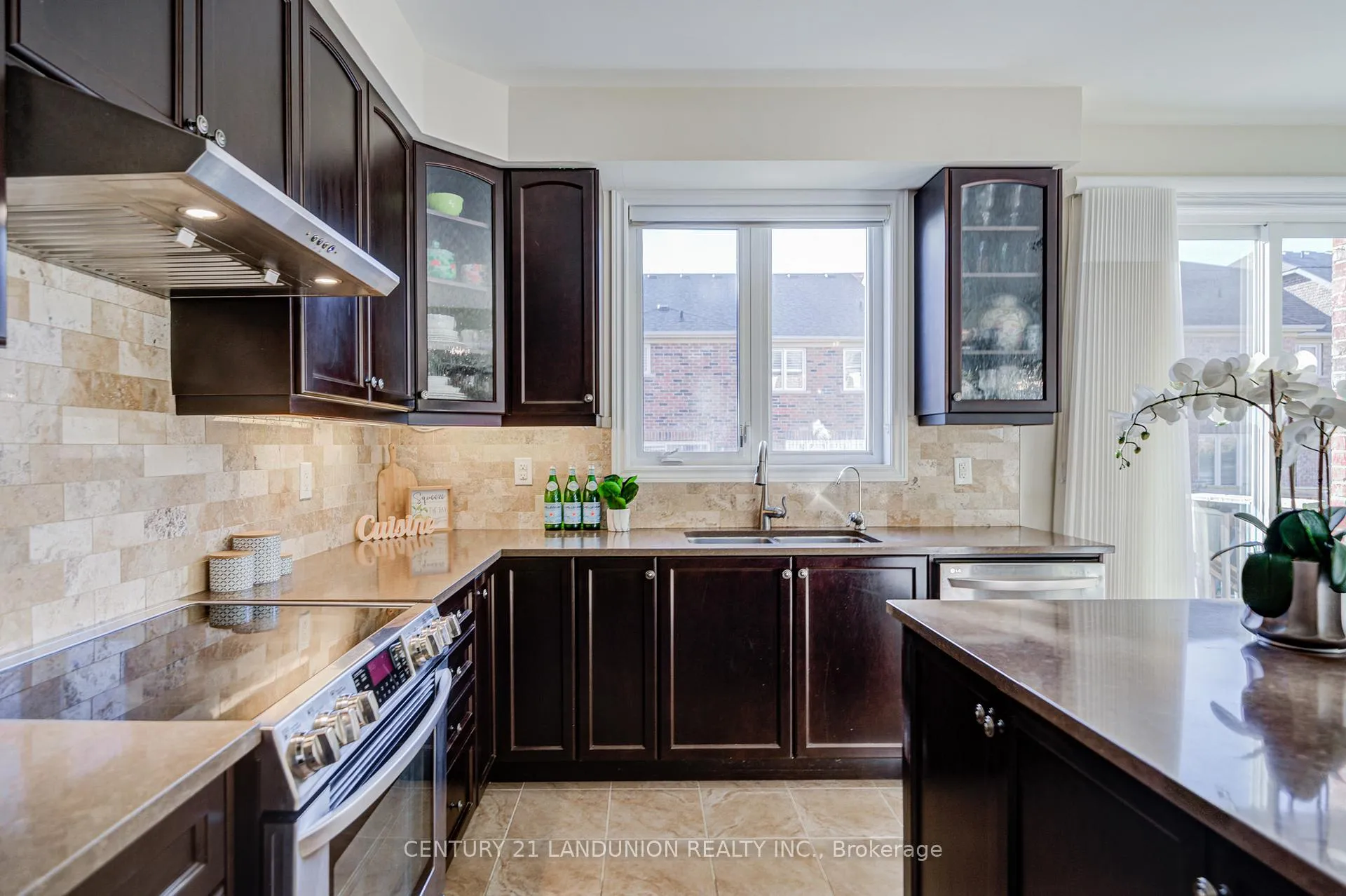 Photo 50 of 60 James Joyce Drive, Markham, Victoria Manor-Jennings Gate — HOMEH