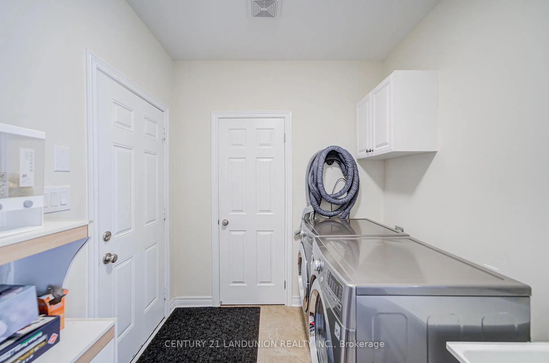 Photo 54 of 60 James Joyce Drive, Markham, Victoria Manor-Jennings Gate — HOMEH