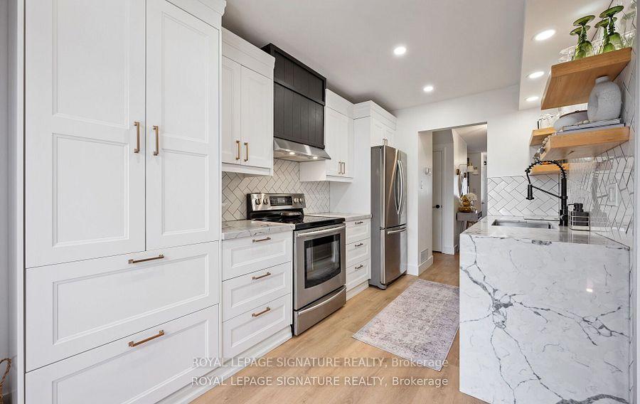 Photo 10 of 737 Fairway Court, Kitchener — HOMEH