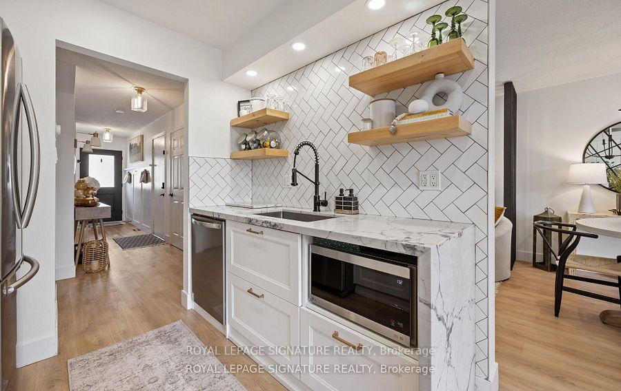 Photo 14 of 737 Fairway Court, Kitchener — HOMEH