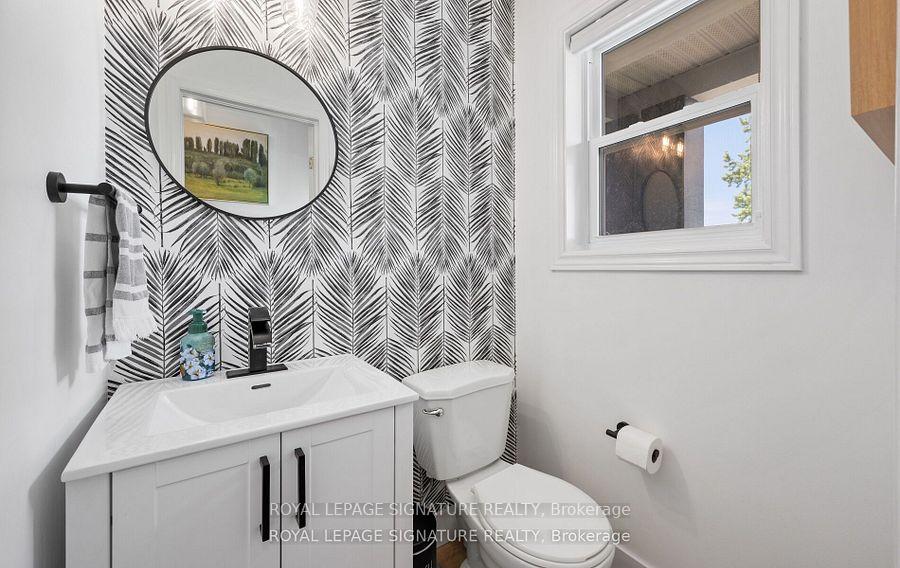 Photo 15 of 737 Fairway Court, Kitchener — HOMEH