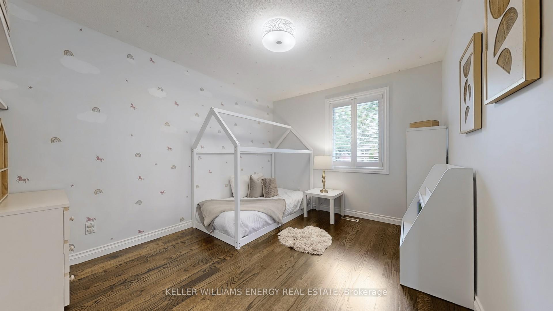Photo 25 of 29 Fry Court, Markham, Markham Village — HOMEH