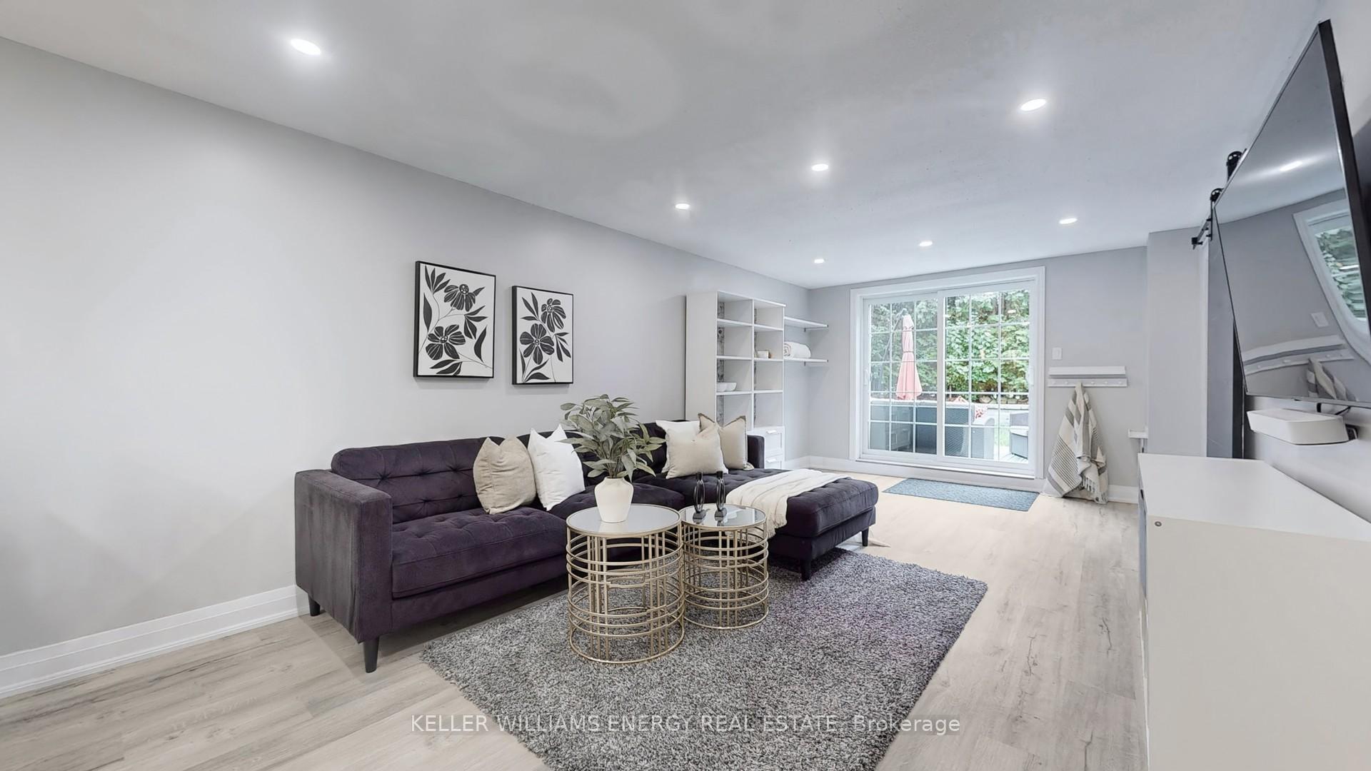 Photo 32 of 29 Fry Court, Markham, Markham Village — HOMEH