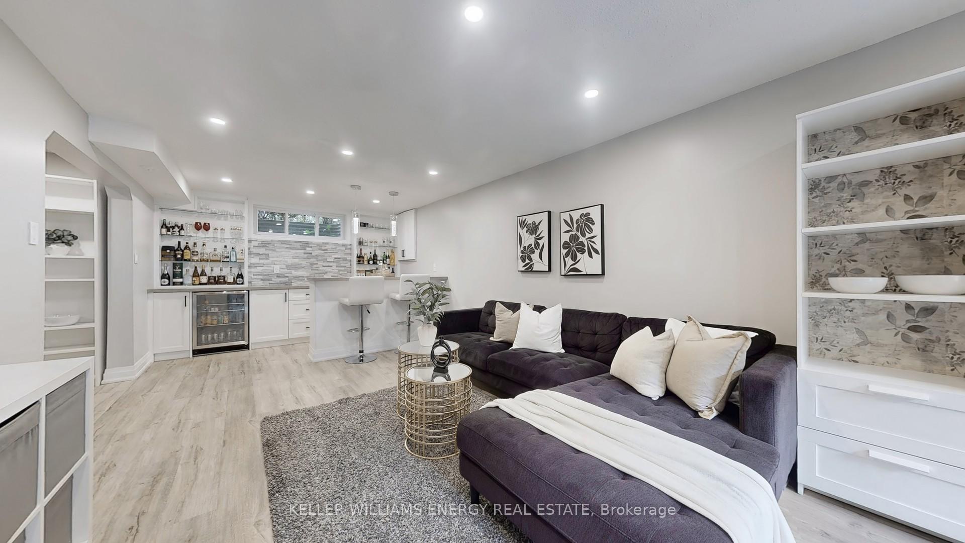 Photo 33 of 29 Fry Court, Markham, Markham Village — HOMEH