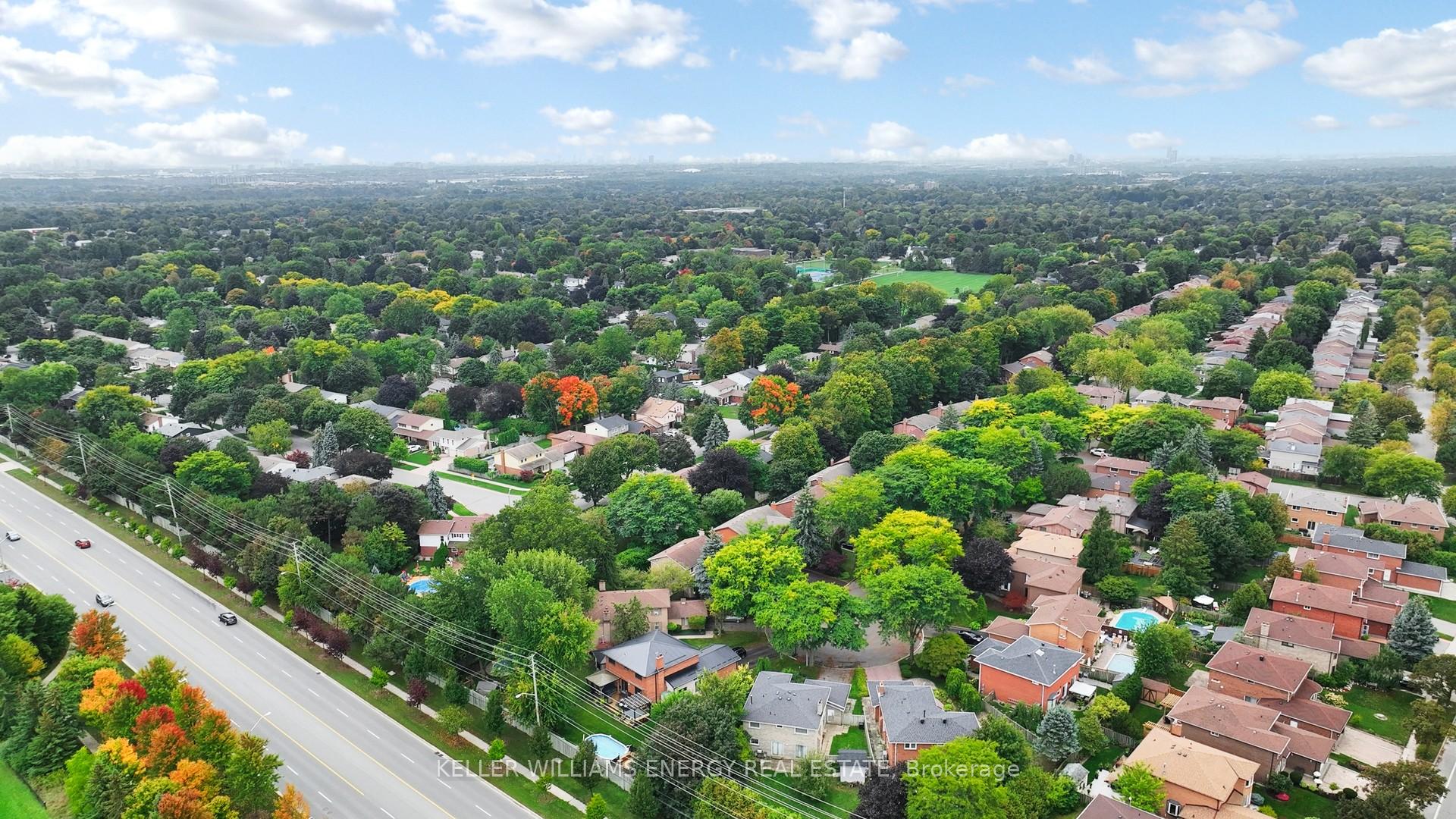 Photo 46 of 29 Fry Court, Markham, Markham Village — HOMEH
