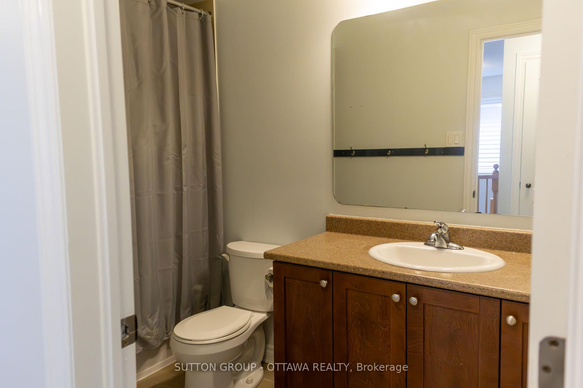 Photo 19 of 654 Moorpark Avenue, Ottawa, Kanata - Emerald Meadows/Trailwest — HOMEH