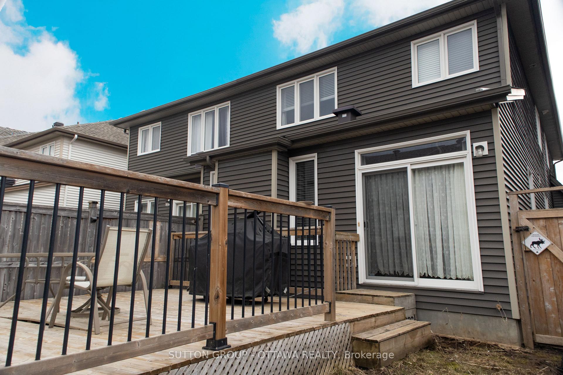 Photo 33 of 654 Moorpark Avenue, Ottawa, Kanata - Emerald Meadows/Trailwest — HOMEH
