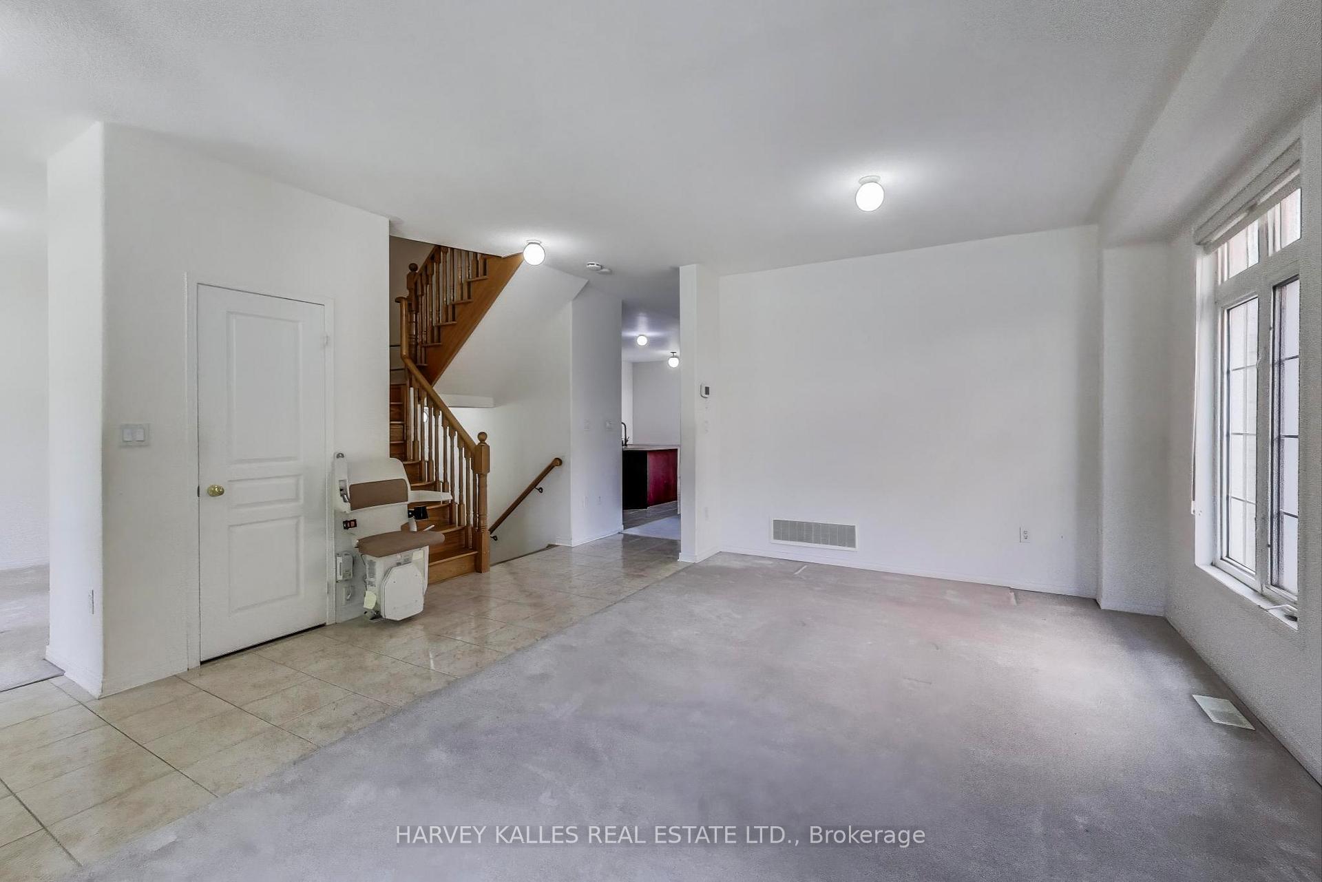 Photo 5 of 802 Cornell Rouge Boulevard, Markham, Cornell — HOMEH