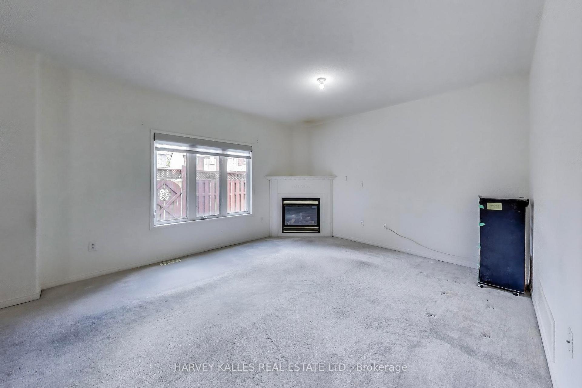 Photo 8 of 802 Cornell Rouge Boulevard, Markham, Cornell — HOMEH