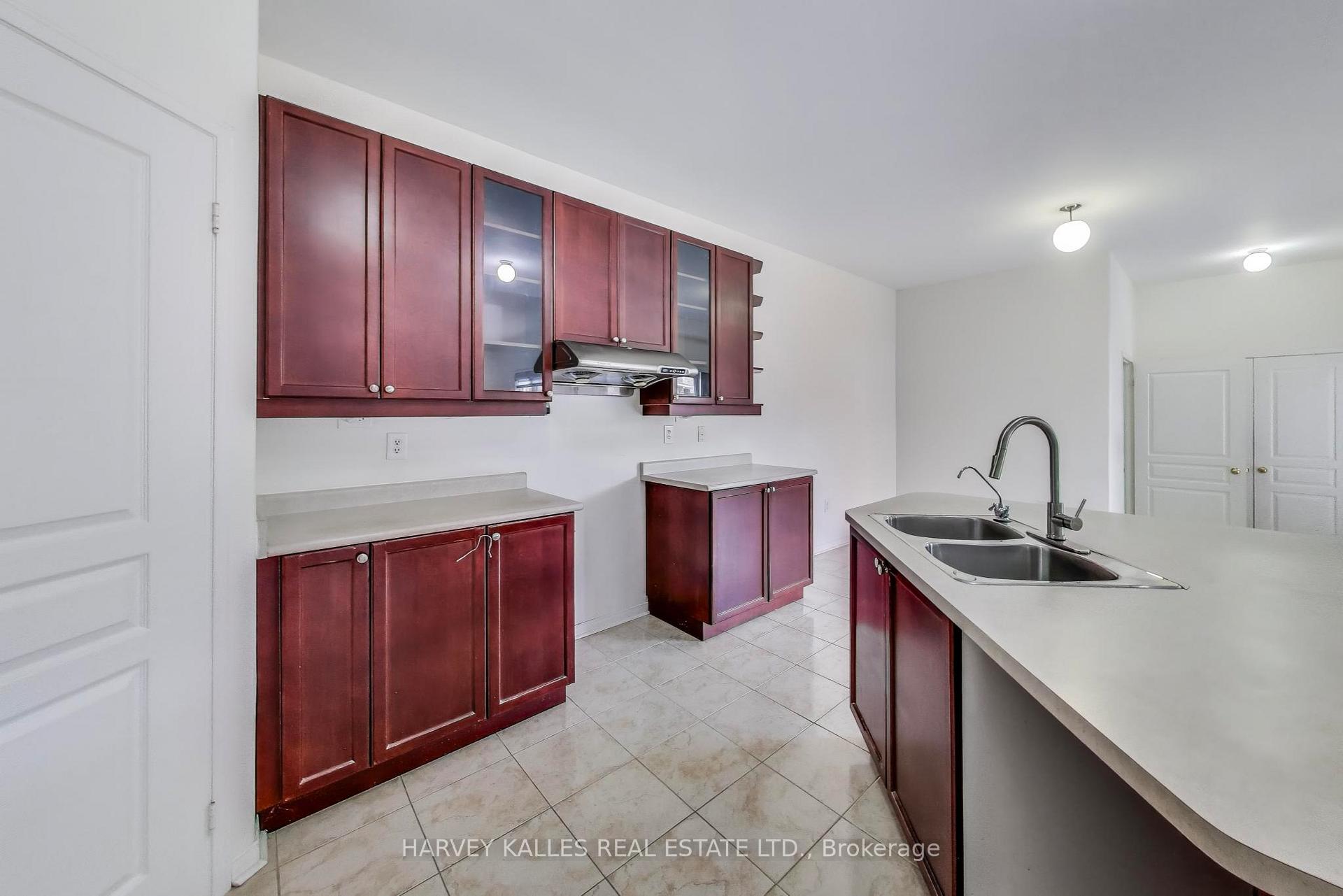 Photo 11 of 802 Cornell Rouge Boulevard, Markham, Cornell — HOMEH