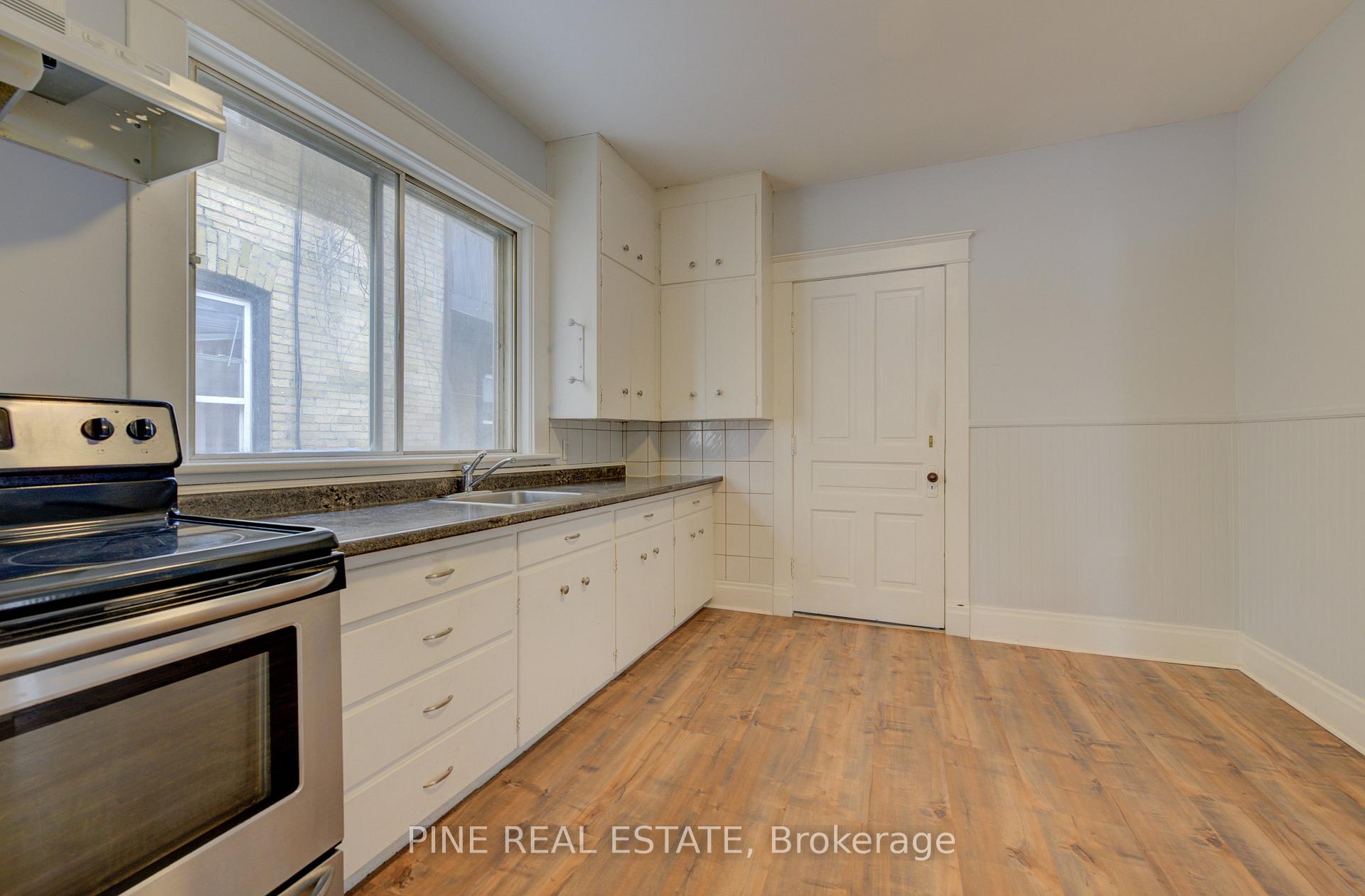 Photo 5 of Unit Main, 118 Weber Street E, Kitchener — HOMEH