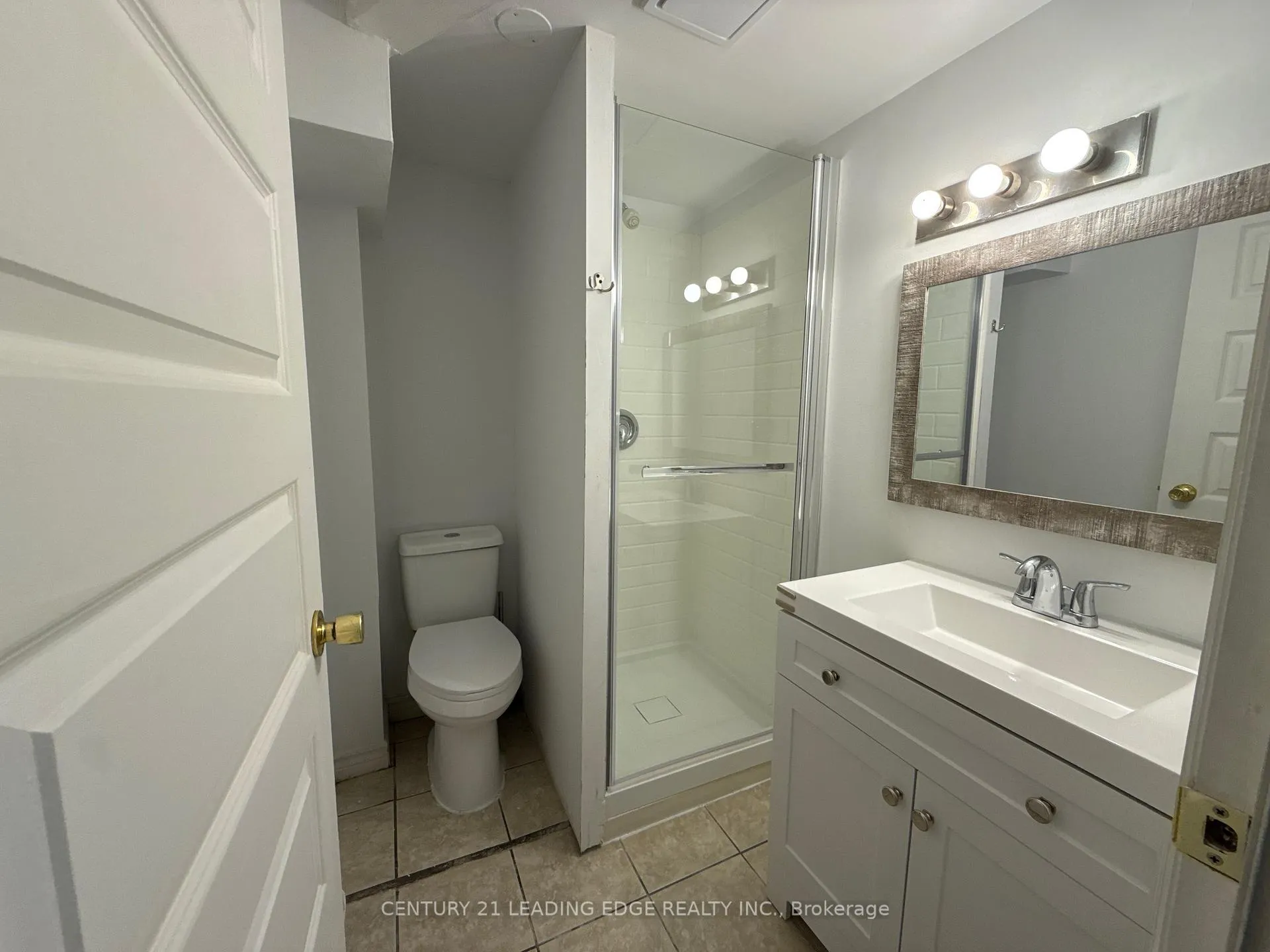 Photo 2 of Unit Lower, 957 Glen Street, Oshawa, Lakeview — HOMEH