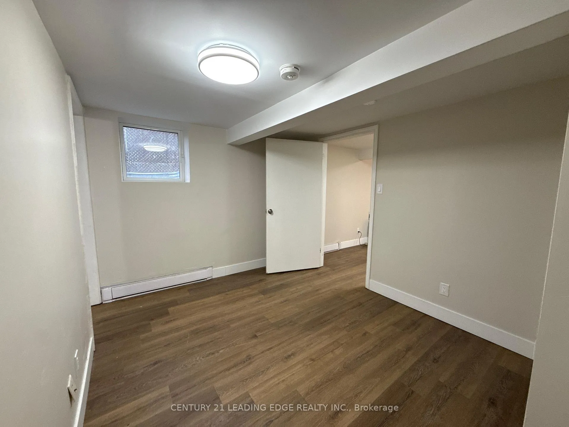 Photo 4 of Unit Lower, 957 Glen Street, Oshawa, Lakeview — HOMEH