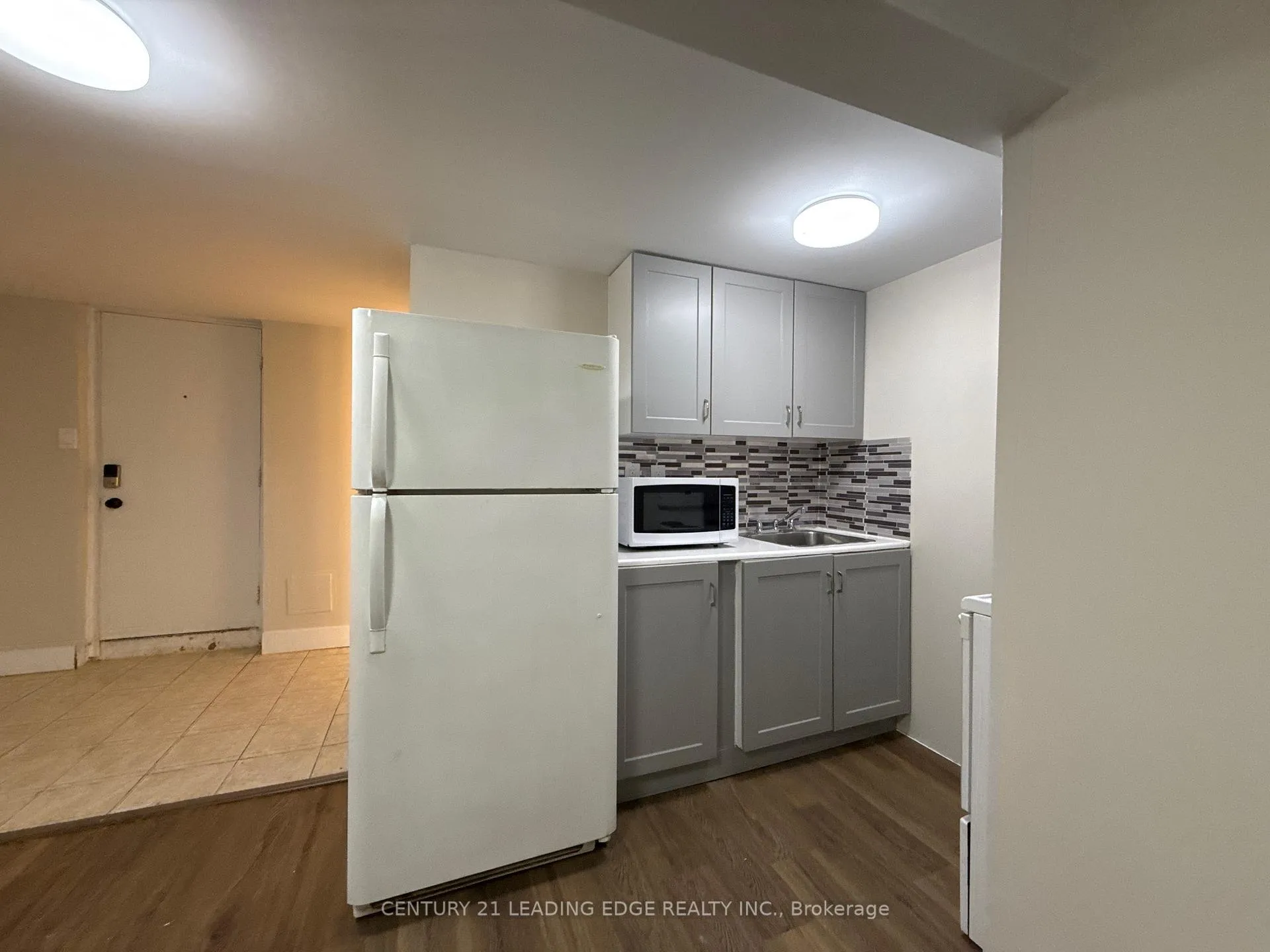 Photo 6 of Unit Lower, 957 Glen Street, Oshawa, Lakeview — HOMEH