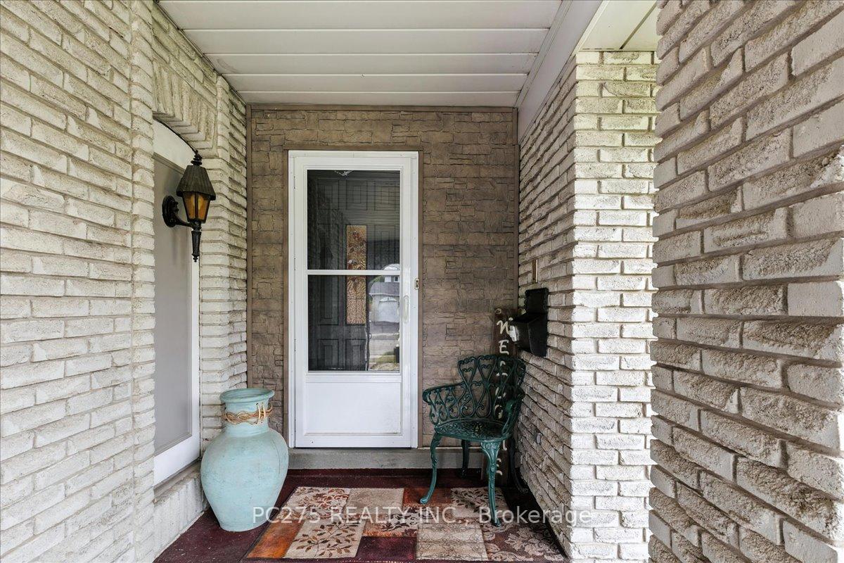 Photo 6 of 184 Forestwood Drive, Kitchener — HOMEH