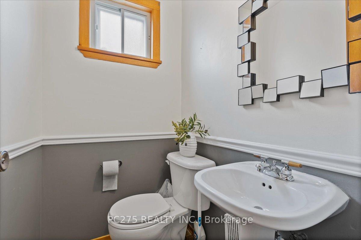 Photo 23 of 184 Forestwood Drive, Kitchener — HOMEH