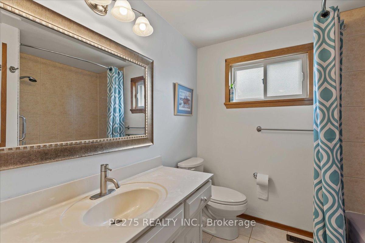 Photo 28 of 184 Forestwood Drive, Kitchener — HOMEH