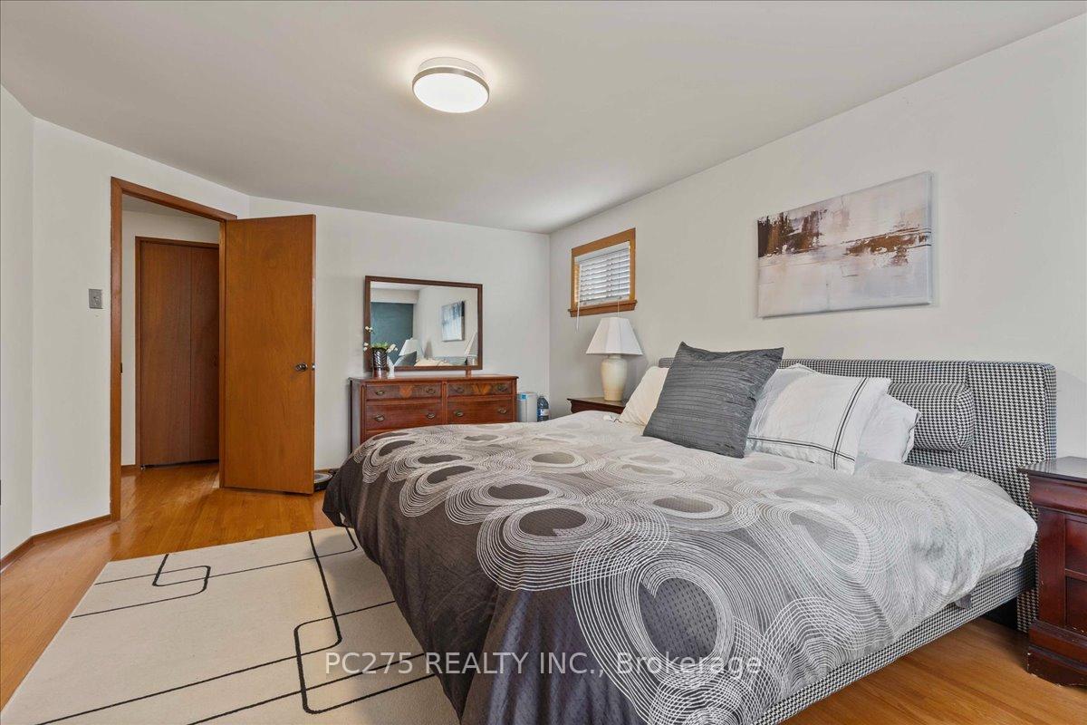 Photo 32 of 184 Forestwood Drive, Kitchener — HOMEH