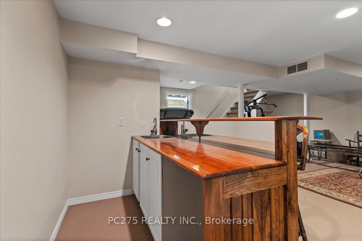 Photo 38 of 184 Forestwood Drive, Kitchener — HOMEH
