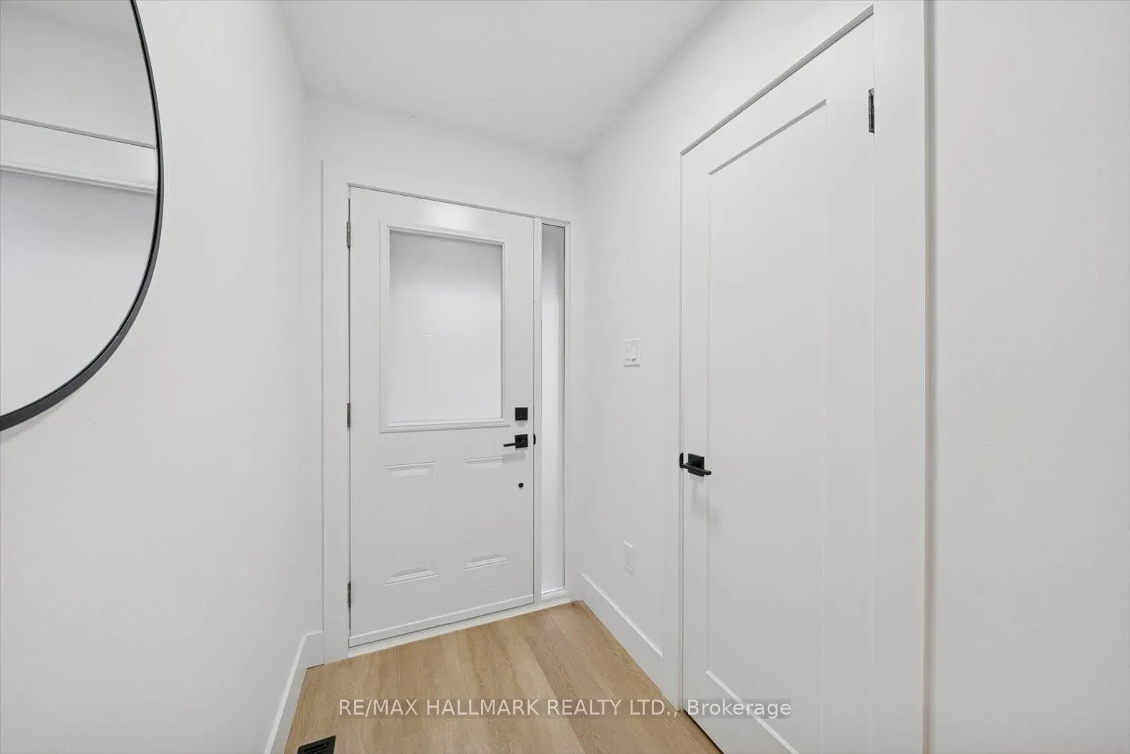 Photo 13 of 62 Pepperell Crescent, Markham, Milliken Mills West — HOMEH
