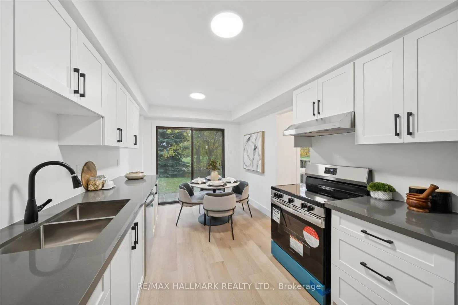 Photo 34 of 62 Pepperell Crescent, Markham, Milliken Mills West — HOMEH