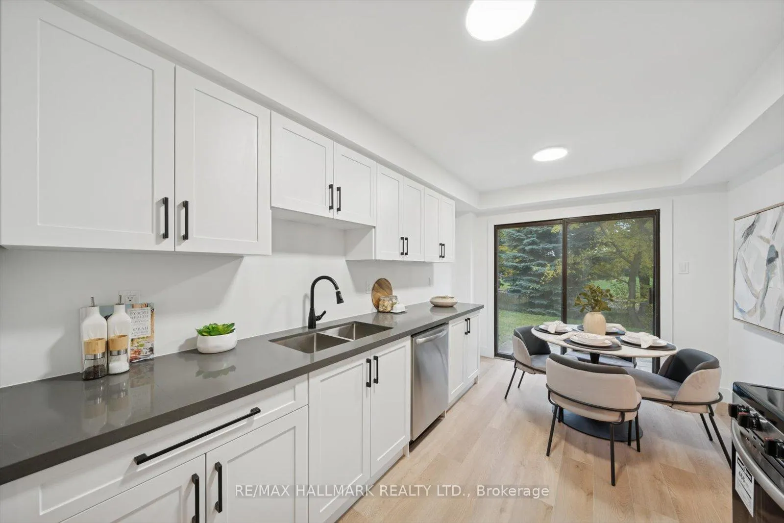 Photo 36 of 62 Pepperell Crescent, Markham, Milliken Mills West — HOMEH