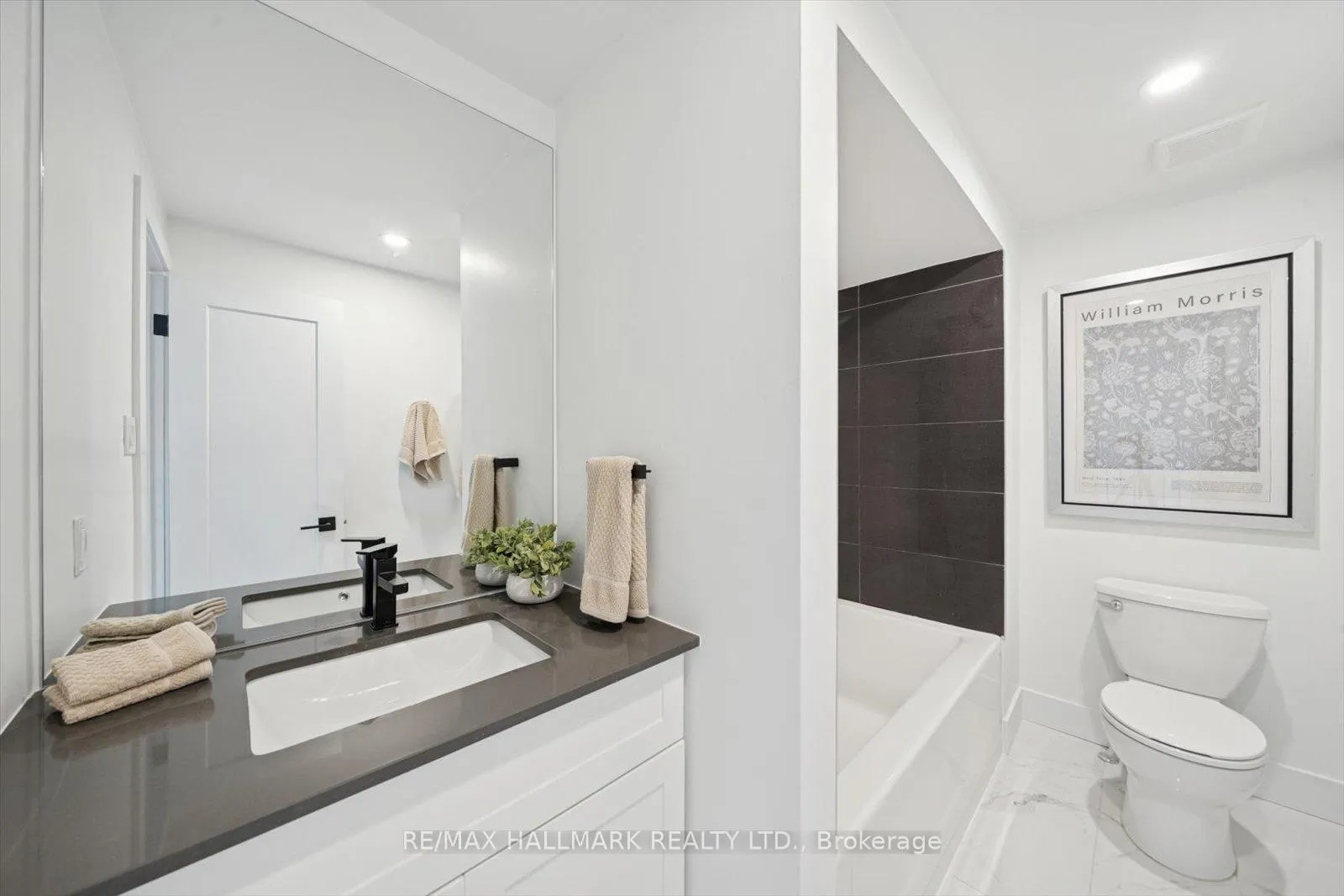 Photo 60 of 62 Pepperell Crescent, Markham, Milliken Mills West — HOMEH