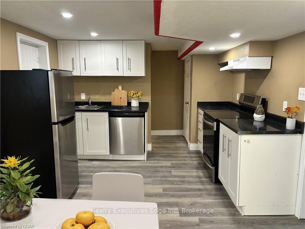 Photo 3 of Unit Lower, 160 Bruce Street, Kitchener, Heritage Park/Rosemount — HOMEH