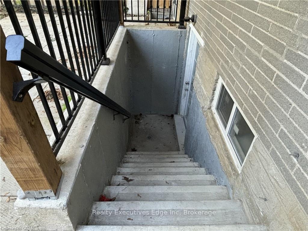 Photo 8 of Unit Lower, 160 Bruce Street, Kitchener, Heritage Park/Rosemount — HOMEH