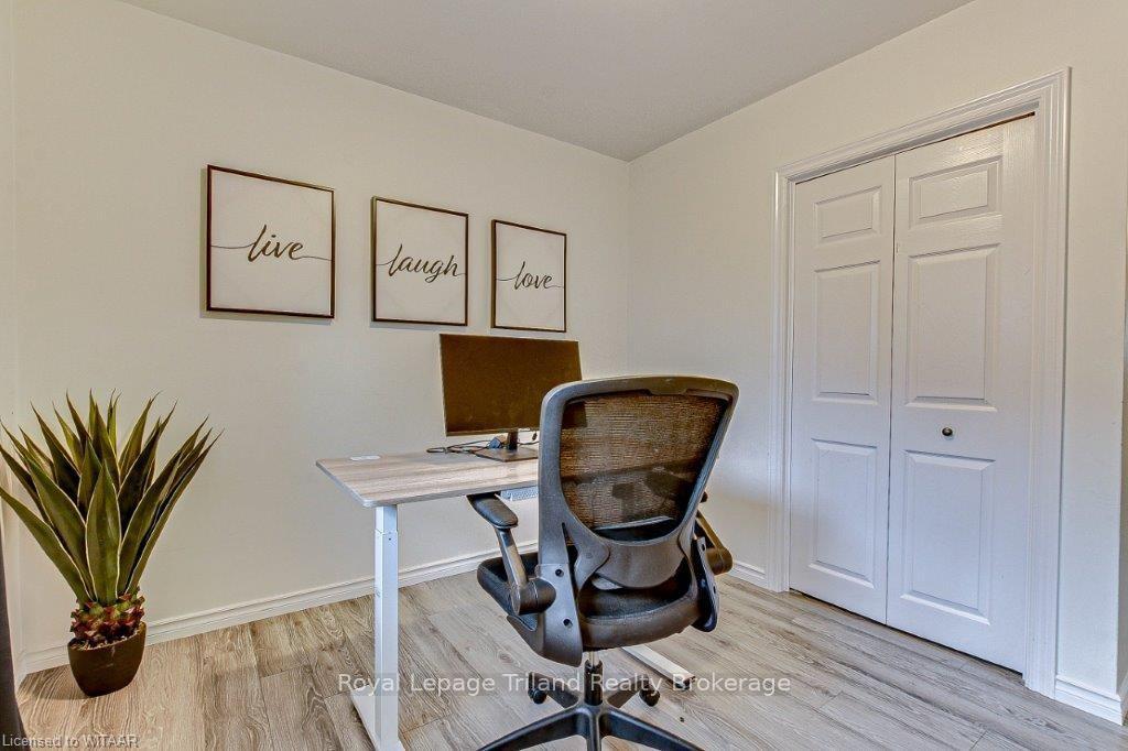Photo 14 of 173 Fergus Avenue, Kitchener — HOMEH