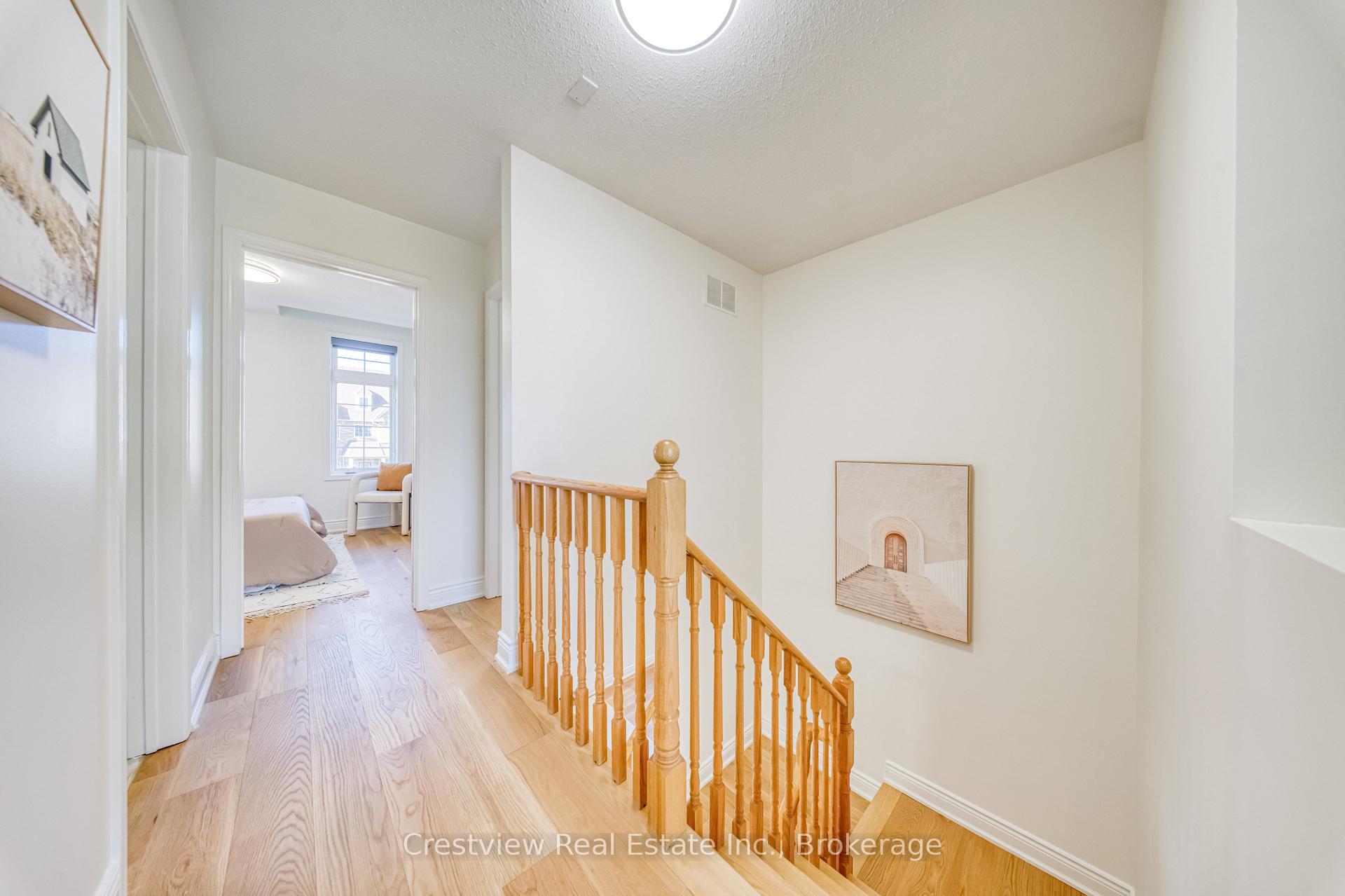 Photo 13 of 733 Bur Oak Avenue, Markham, Wismer — HOMEH