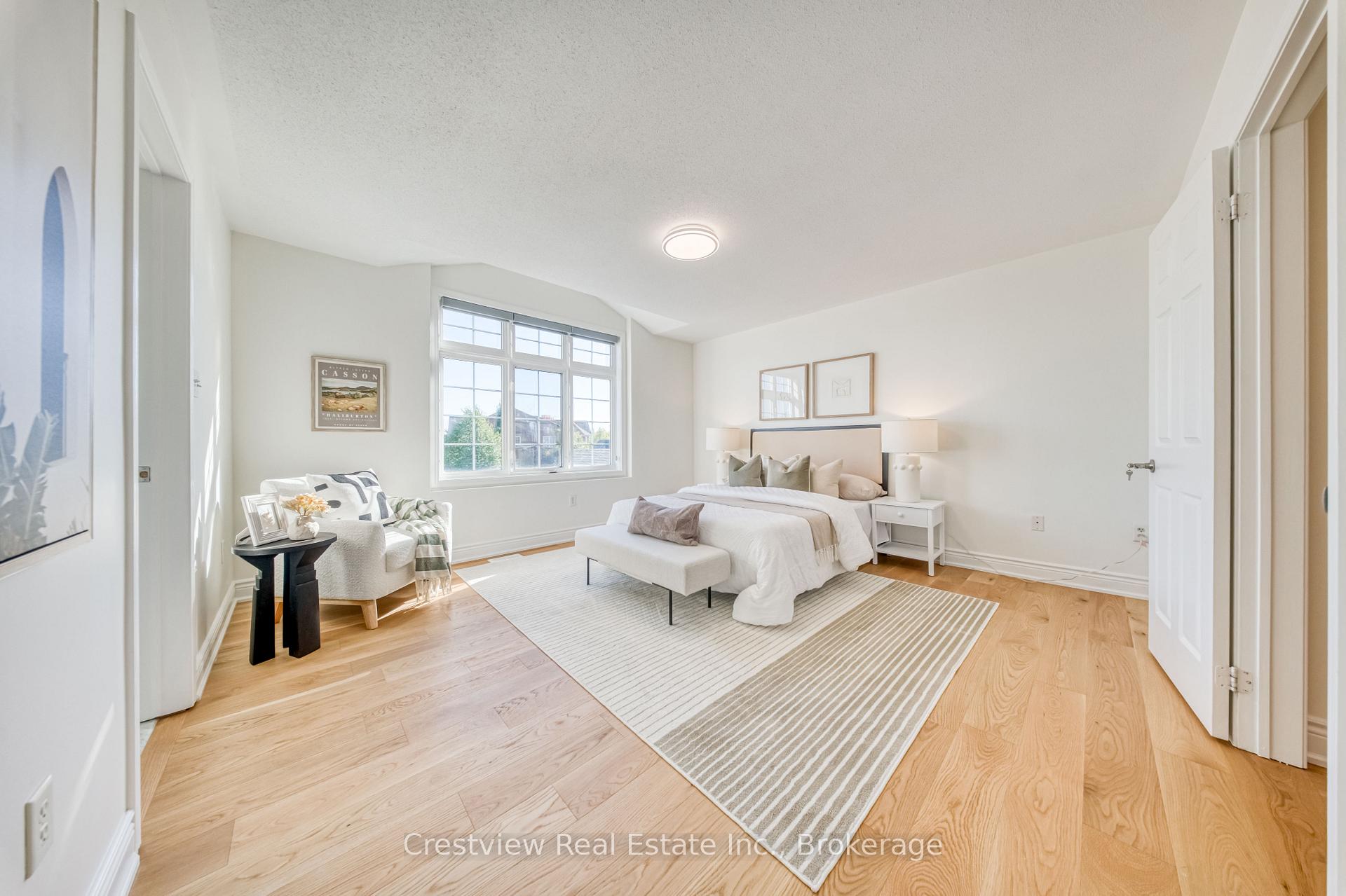 Photo 14 of 733 Bur Oak Avenue, Markham, Wismer — HOMEH