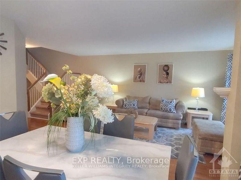 Photo 8 of 428 Breckenridge Crescent, Ottawa, Kanata - Morgan's Grant/South March — HOMEH