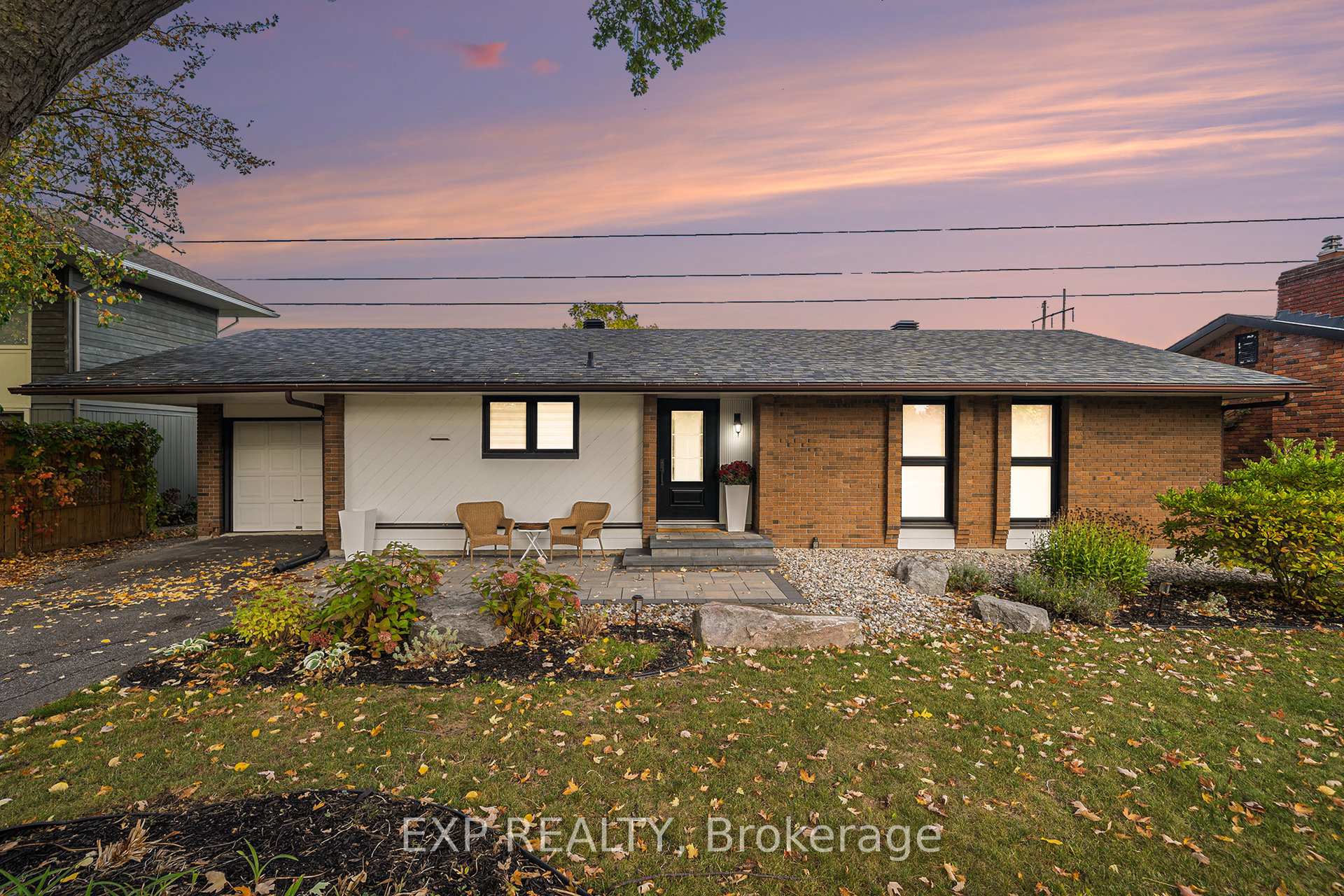 Photo 1 of 203 Penfield Drive, Ottawa, Kanata - Beaverbrook — HOMEH