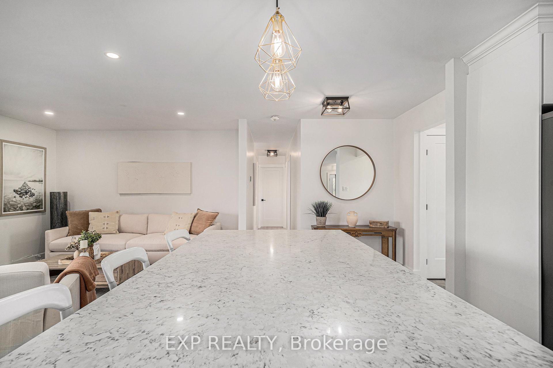 Photo 10 of 203 Penfield Drive, Ottawa, Kanata - Beaverbrook — HOMEH