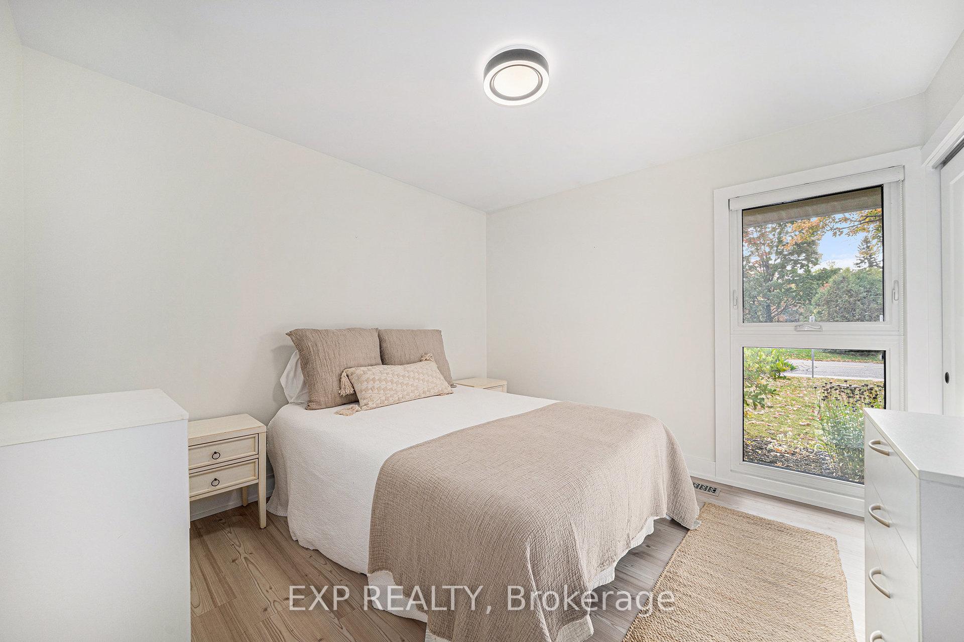 Photo 19 of 203 Penfield Drive, Ottawa, Kanata - Beaverbrook — HOMEH