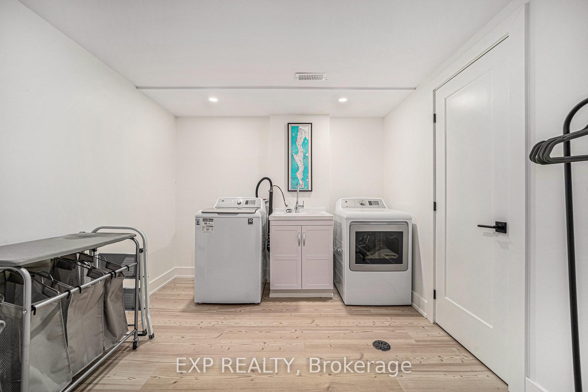 Photo 29 of 203 Penfield Drive, Ottawa, Kanata - Beaverbrook — HOMEH