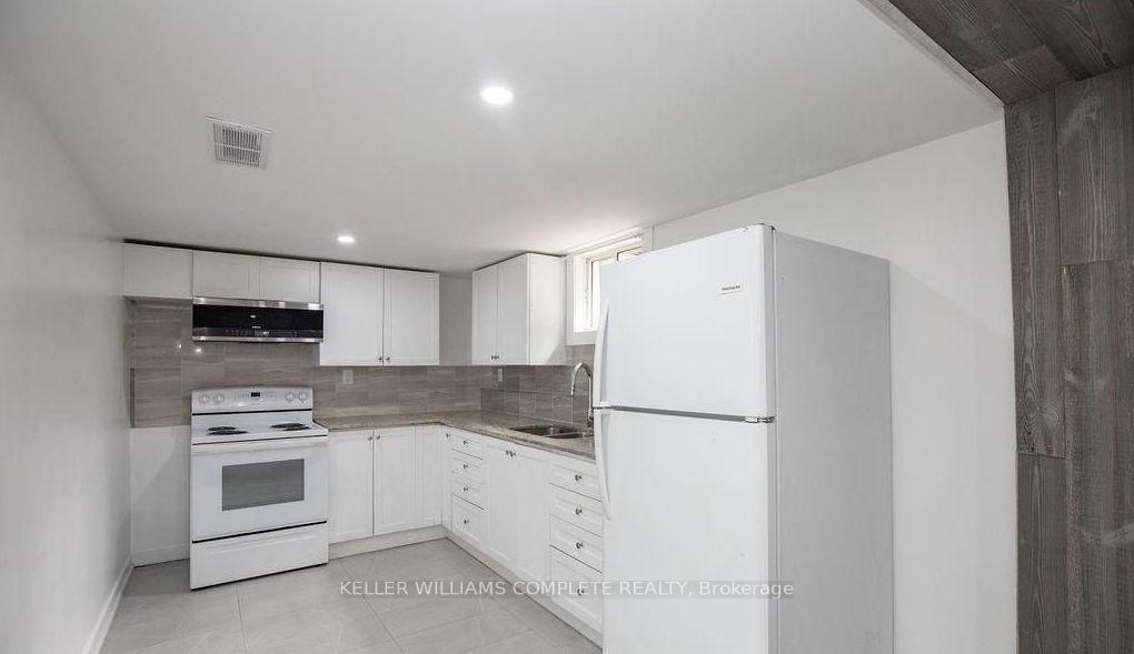 Photo 3 of Unit Bsmt, 771 Rennie Street, Hamilton, Parkview — HOMEH