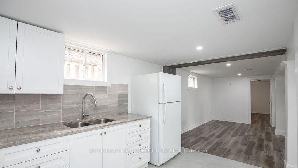 Photo 4 of Unit Bsmt, 771 Rennie Street, Hamilton, Parkview — HOMEH