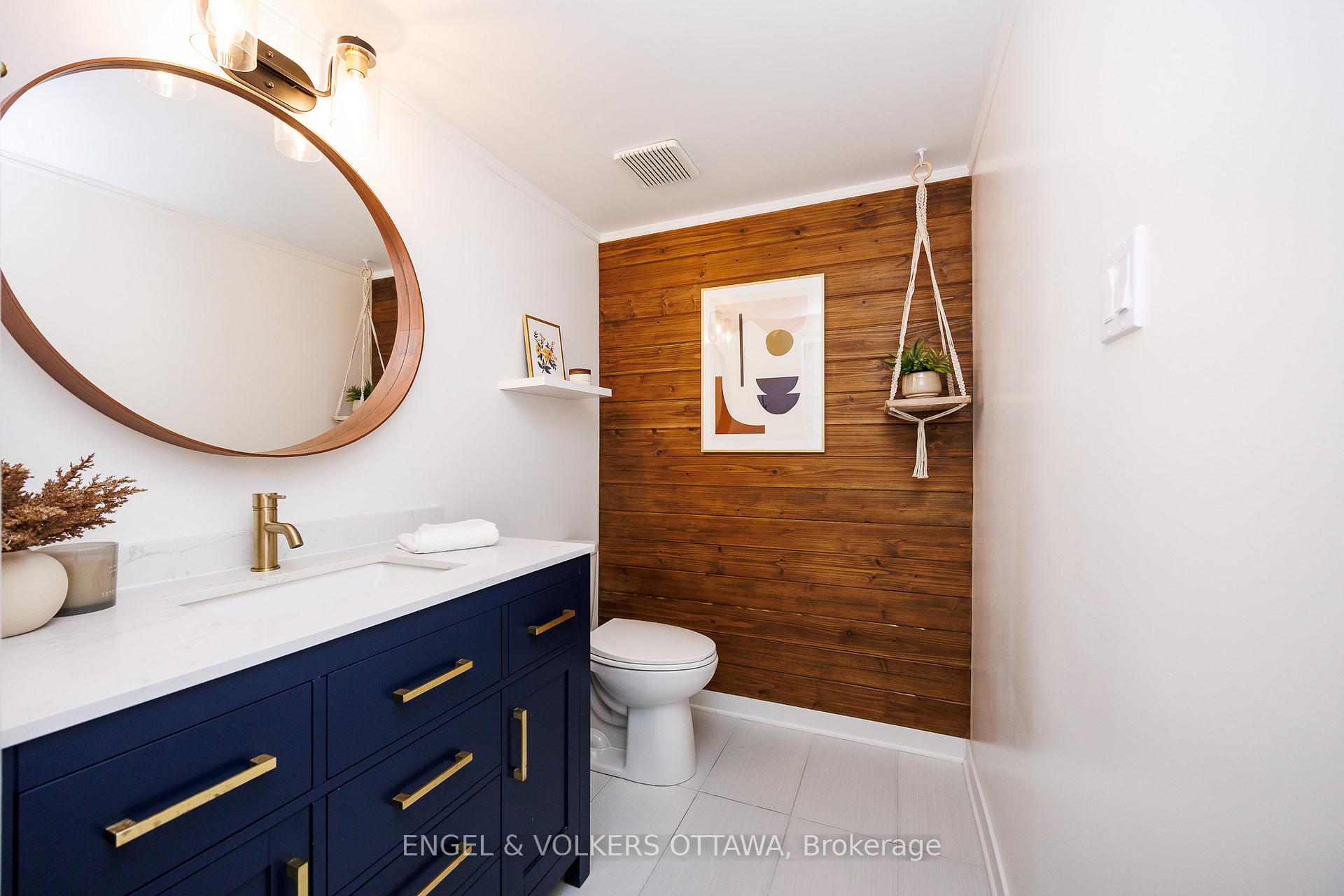 Photo 15 of 1516 Blue Rock Avenue, Ottawa, Kars — HOMEH