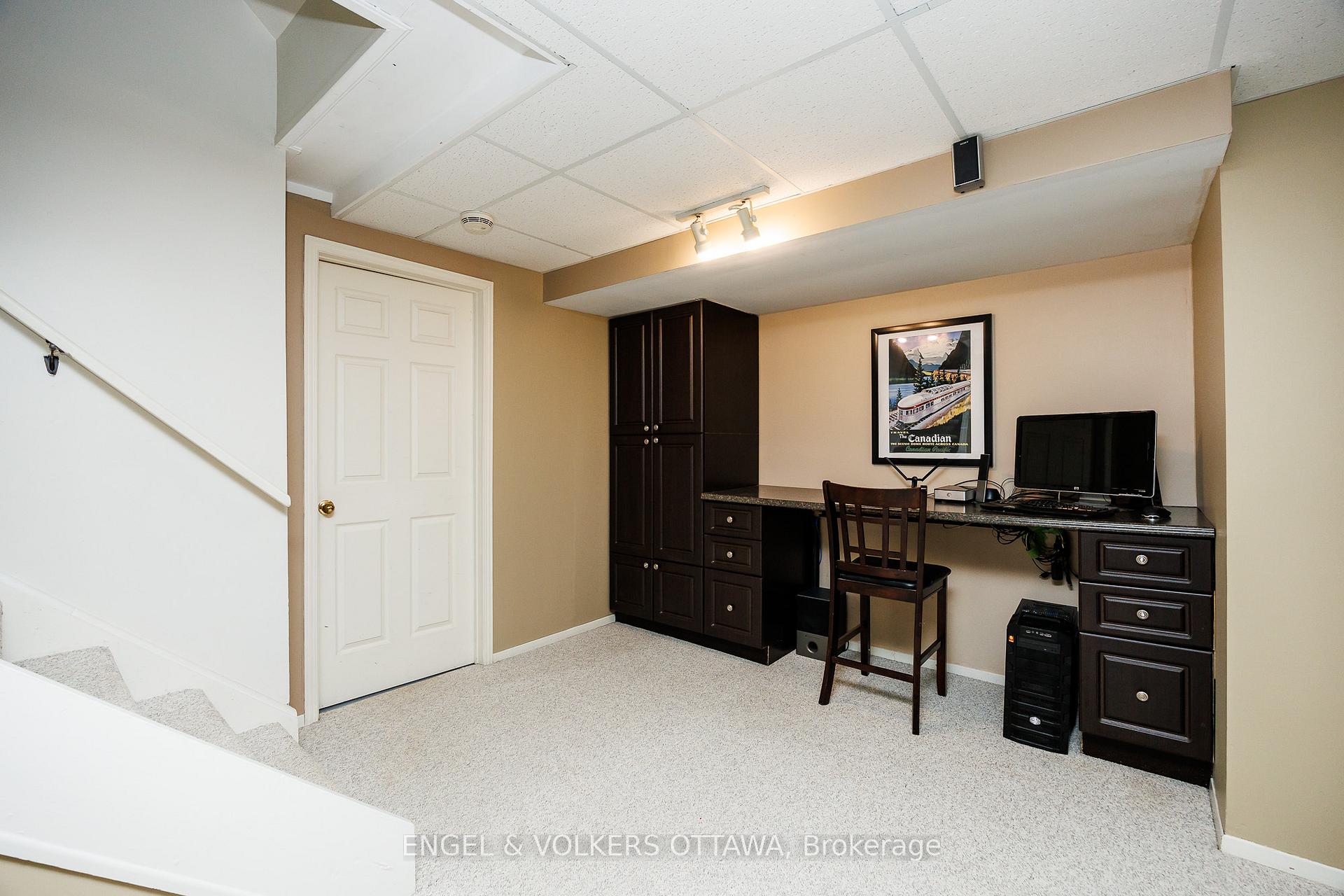 Photo 31 of 1516 Blue Rock Avenue, Ottawa, Kars — HOMEH